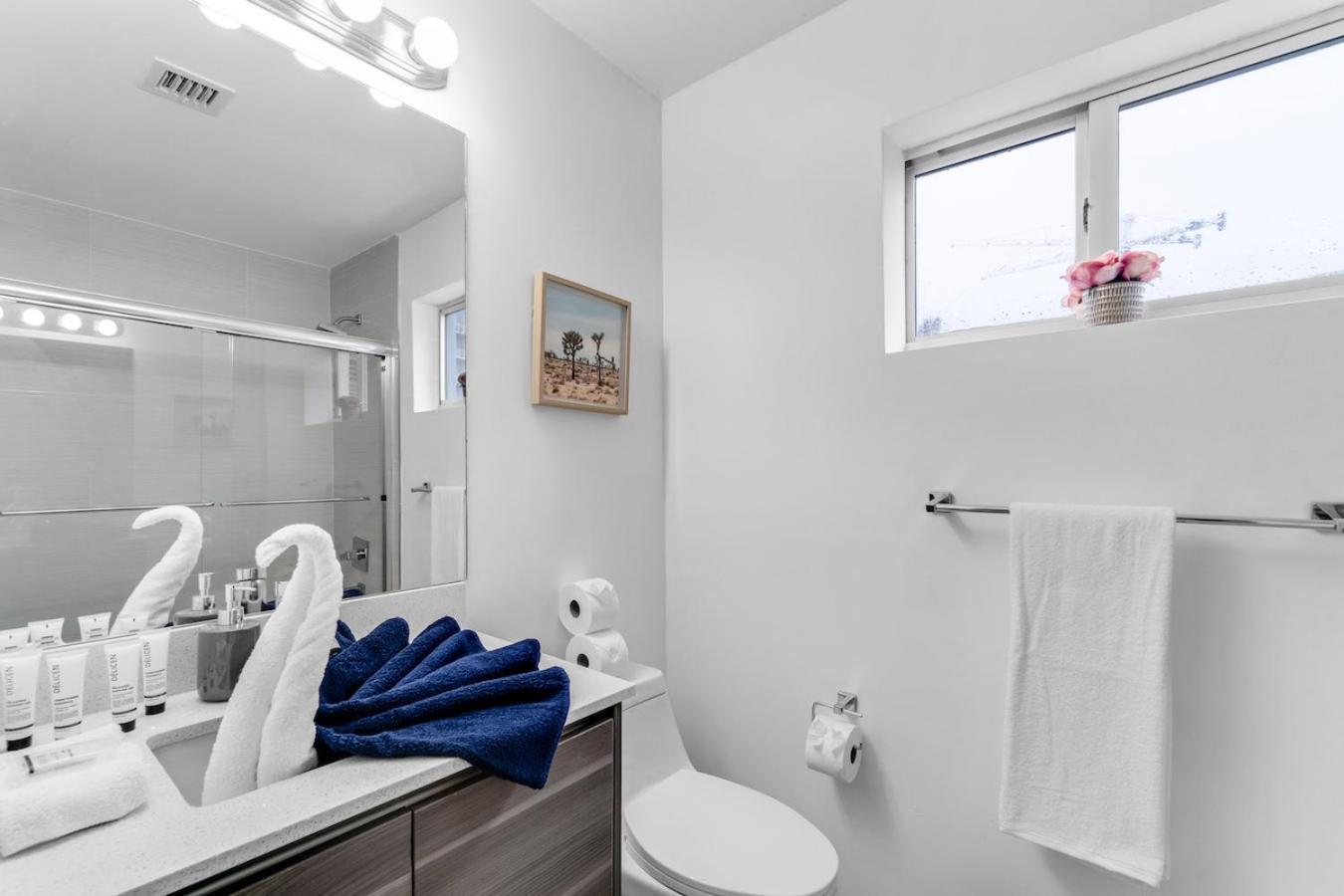 Lovely Unit Mins From Wynwood With Free Parking マイアミ エクステリア 写真