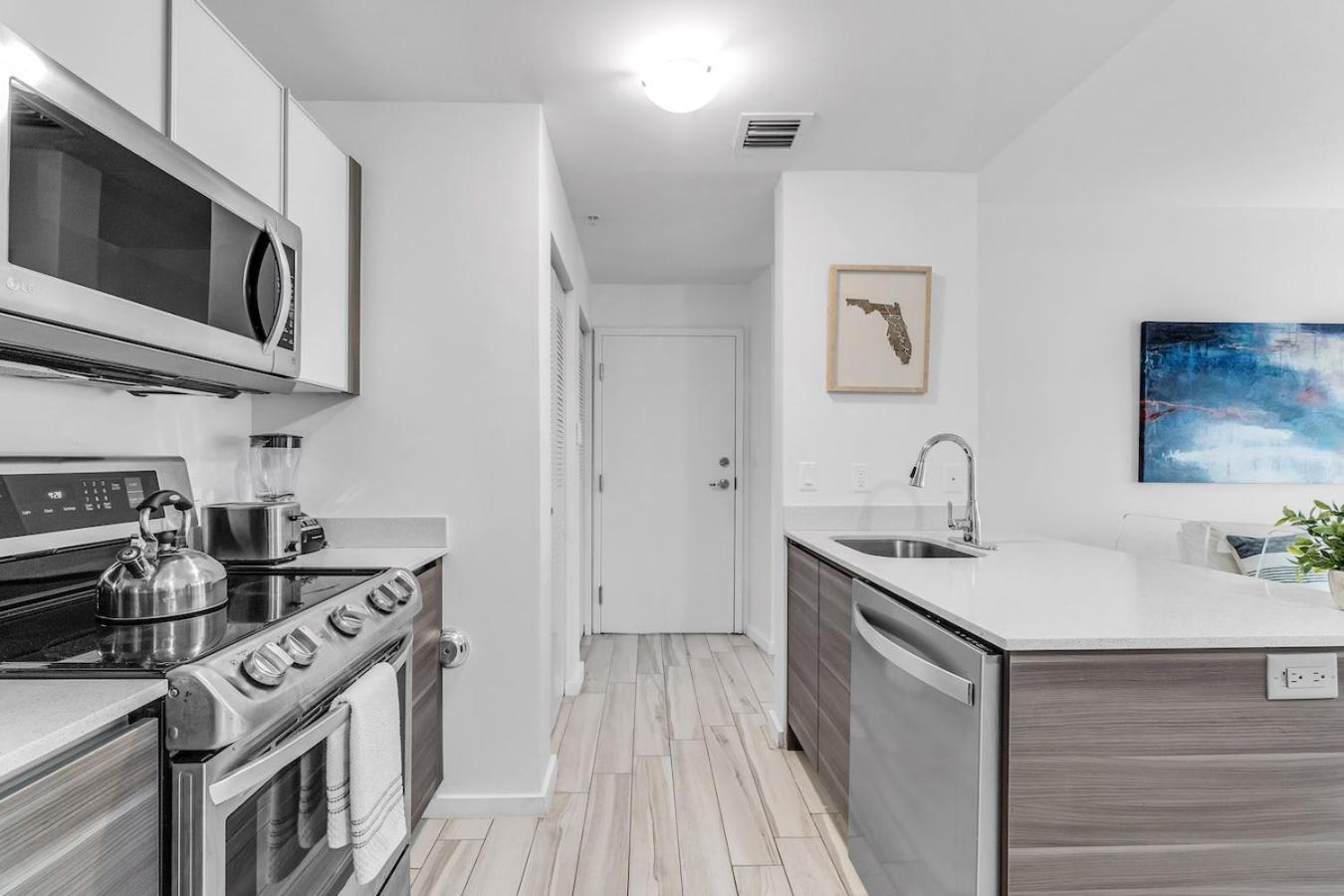 Lovely Unit Mins From Wynwood With Free Parking マイアミ エクステリア 写真